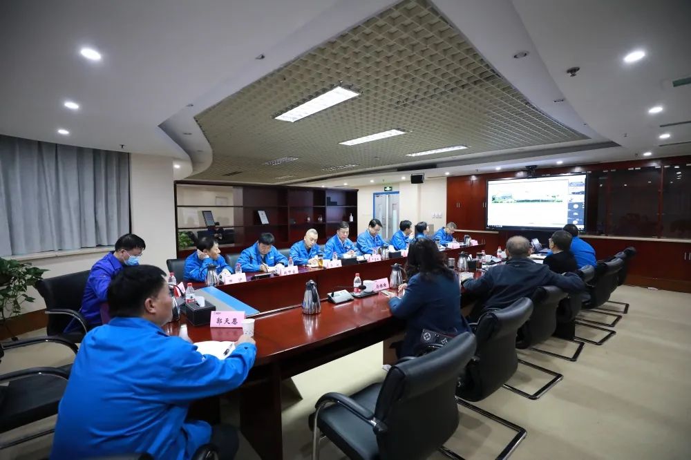 秦川集团举办“企业战略及运营管理”专题讲座